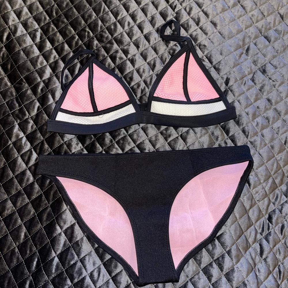 Black and pink Triangl bikini